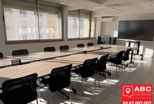 BATIMENT DE BUREAUX A VENDRE A BEZIERS