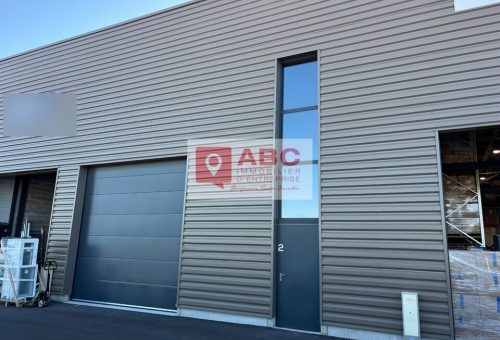 LOCAL D'ACTIVITE A LOUER OU A VENDRE SITUE A SAINT-GEORGES-D'ORQUES 