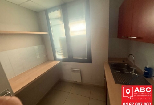 BUREAUX COMMERCIAUX A LOUER A LUNEL