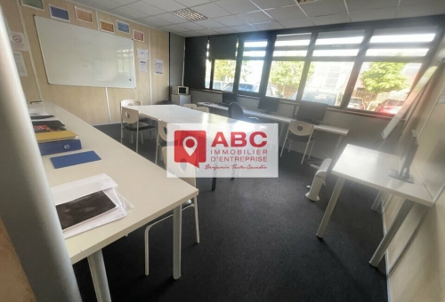 BUREAUX A LOUER A PEROLS