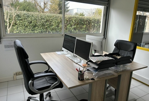 BUREAUX DIVISIBLES A LOUER A MAUGUIO FREJORGUES EST