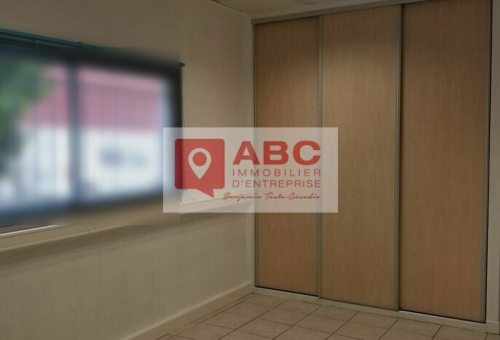 LOCAL D'ACTIVITE A LOUER A BOUJAN SUR LIBRON