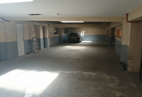 LOCAL D'ACTIVITE OU COMMERCIAL A VENDRE OU A LOUER A MONTPELLIER