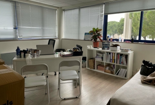 A Mauguio, 130m² environ de bureaux à louer