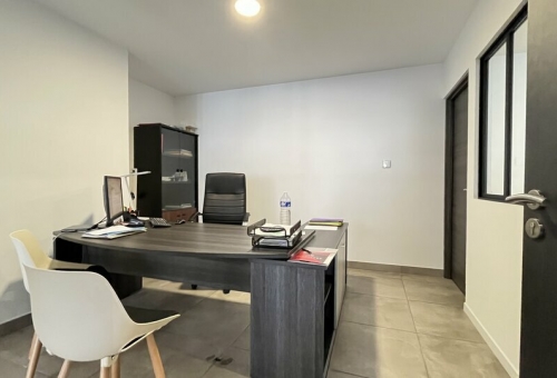 Bureaux commerciaux de 175 m² environ à vendre à Castelnau-le-Lez