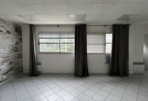 BUREAUX COMMERCIAUX A VENDRE - 197 m² - MONTPELLIER