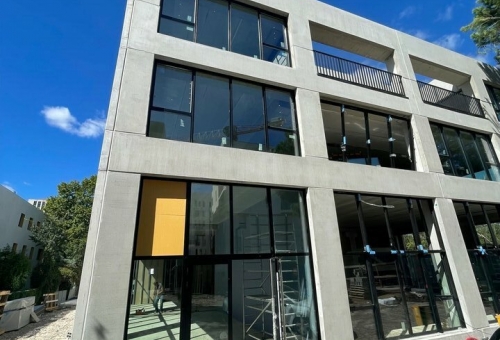 LOCAUX COMMERCIAUX A VENDRE A MONTPELLIER PARC 2000