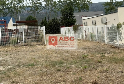 LOCAL D'ACTIVITE A VENDRE OU A LOUER A PRADES 66