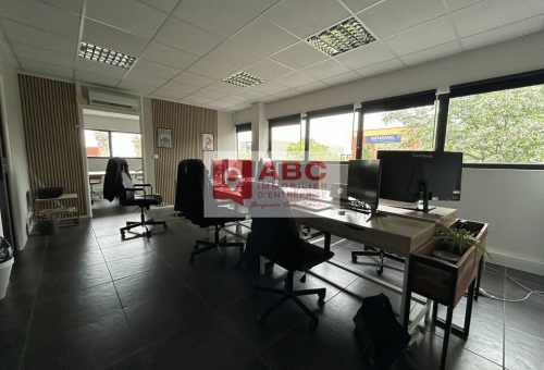 BUREAUX A LOUER A SAINT-AUNES 
