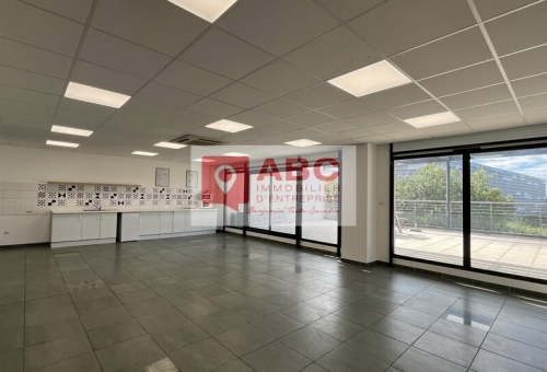BUREAUX DE STANDING A LOUER A MONTPELLIER - 457 m² environ + 114 m² de terrasse privative