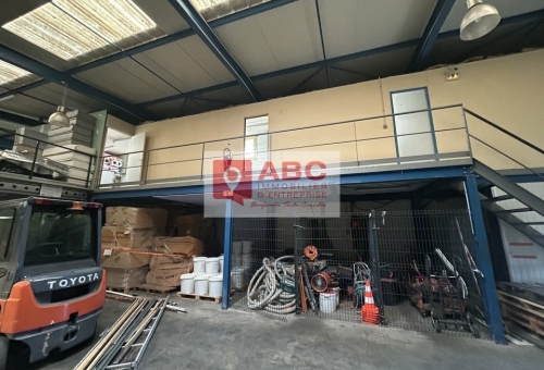 LOCAL D'ACTIVITE A LOUER A BEZIERS