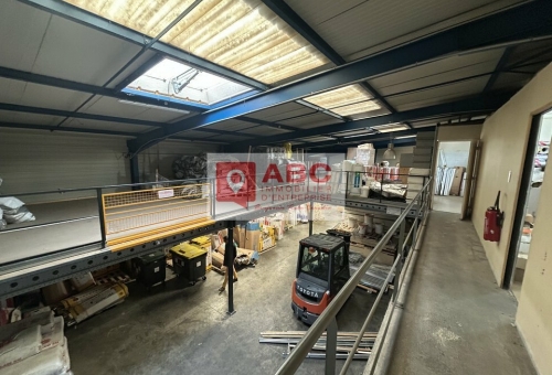 LOCAL D'ACTIVITE A LOUER A BEZIERS