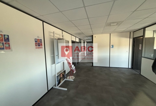 LOCAL D'ACTIIVTE + BUREAUX A LOUER A FRONTIGNAN