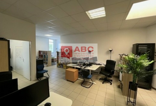 BUREAUX A LOUER AU CRES 