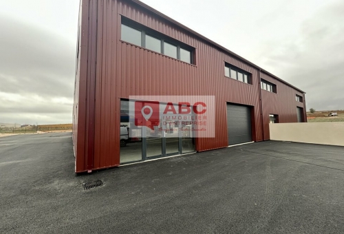 LOCAL D'ACTIVITE A LOUER A SAUVIAN