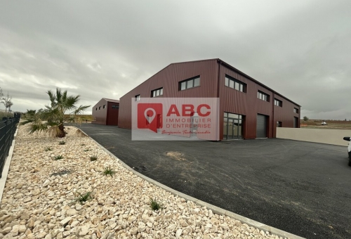 LOCAL D'ACTIVITE A LOUER A SAUVIAN