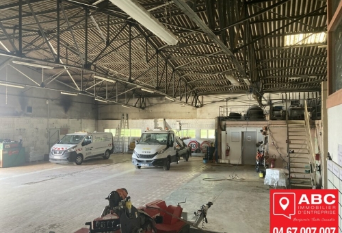 LOCAL D'ACTIVITE AVEC BUREAUX A VENDRE A PERPIGNAN