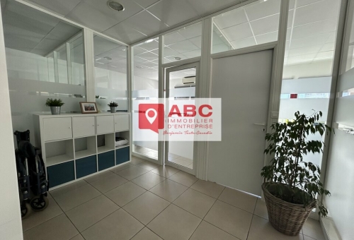 BUREAUX A LOUER A PEROLS 