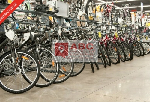 RARE : LOCAL COMMERCIAL 1er LIGNE A LOUER A MONTPELLIER 