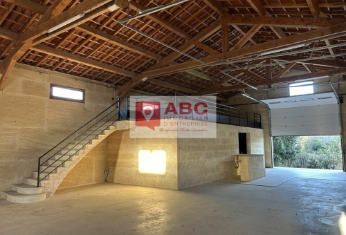 LOCAUX D'ACTIVITES A LOUER A COURNONSEC