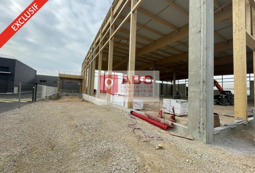 EXCLUSIVITE : Entrepôt neuf à louer avec quai à Gallargues le Montueux