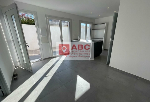 BUREAUX COMMERCIAUX A VENDRE A PEROLS 